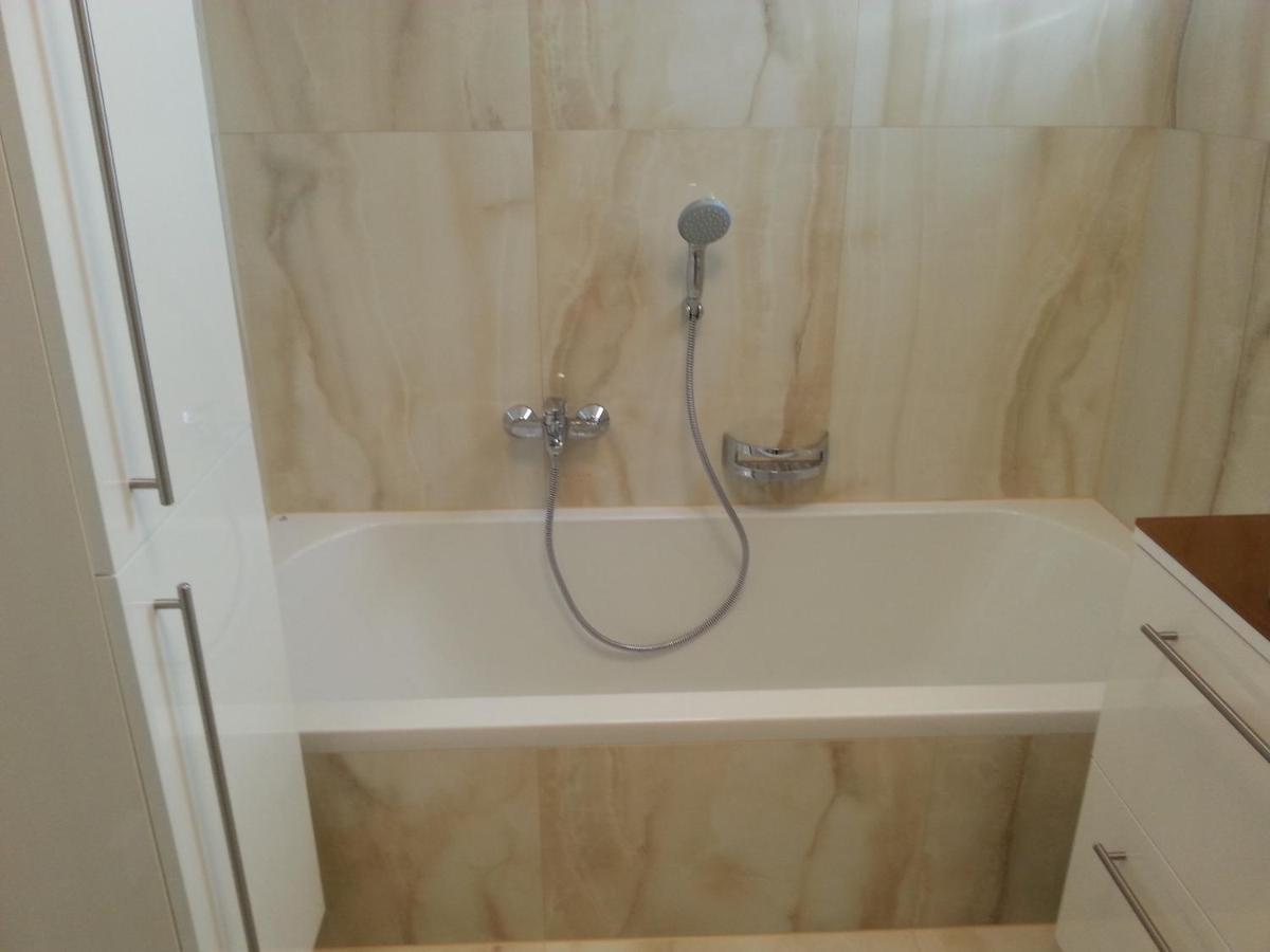 Penthouse Griemann 1 Mit Infrarotkabine Und Eigener Dachterrasse Fuer Max 4 Personen Apartment Illmitz