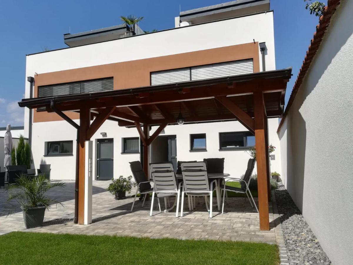 Penthouse Griemann 1 Mit Infrarotkabine Und Eigener Dachterrasse Fuer Max 4 Personen Apartment Illmitz