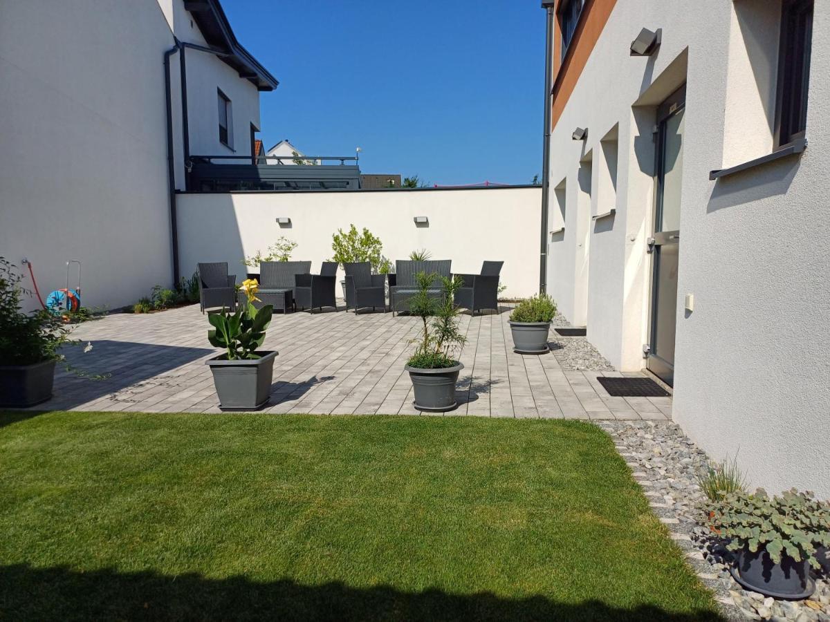 Penthouse Griemann 1 Mit Infrarotkabine Und Eigener Dachterrasse Fuer Max 4 Personen Illmitz